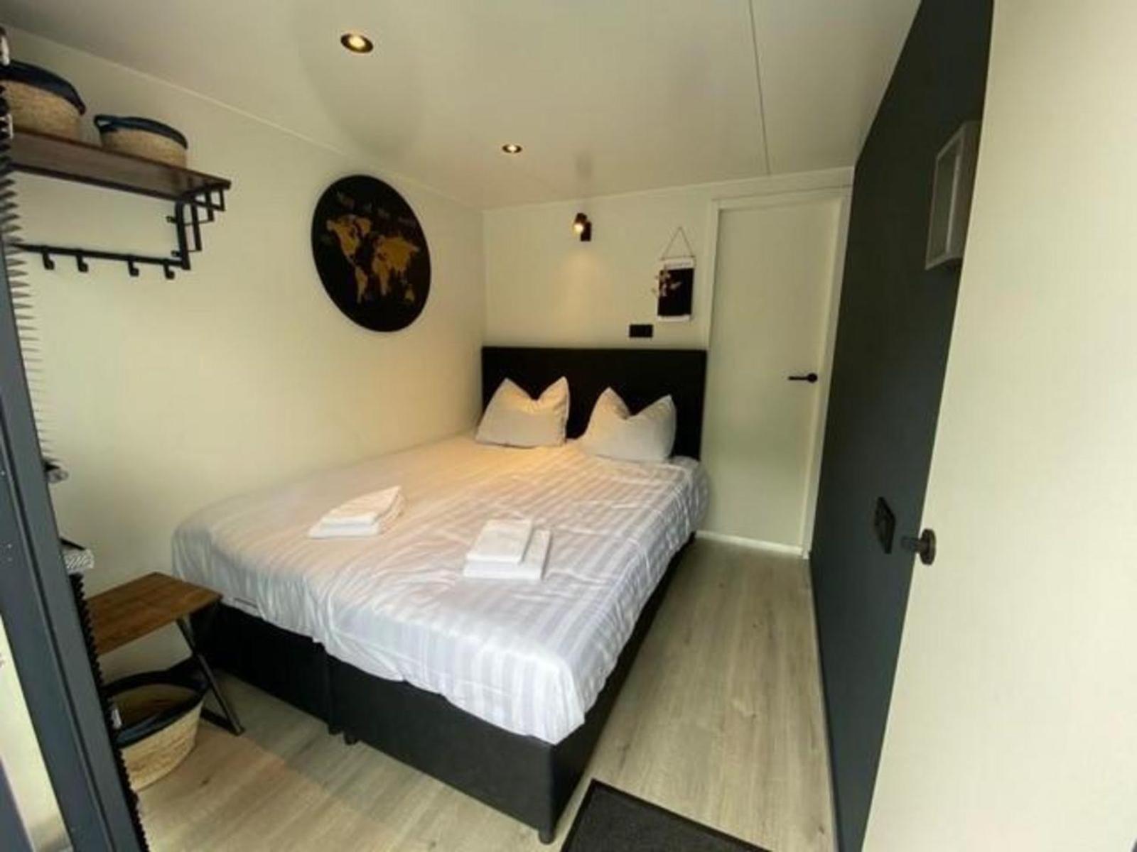 Houseboat Marina Mookerplas 4-6 Persons Plasmolen Εξωτερικό φωτογραφία