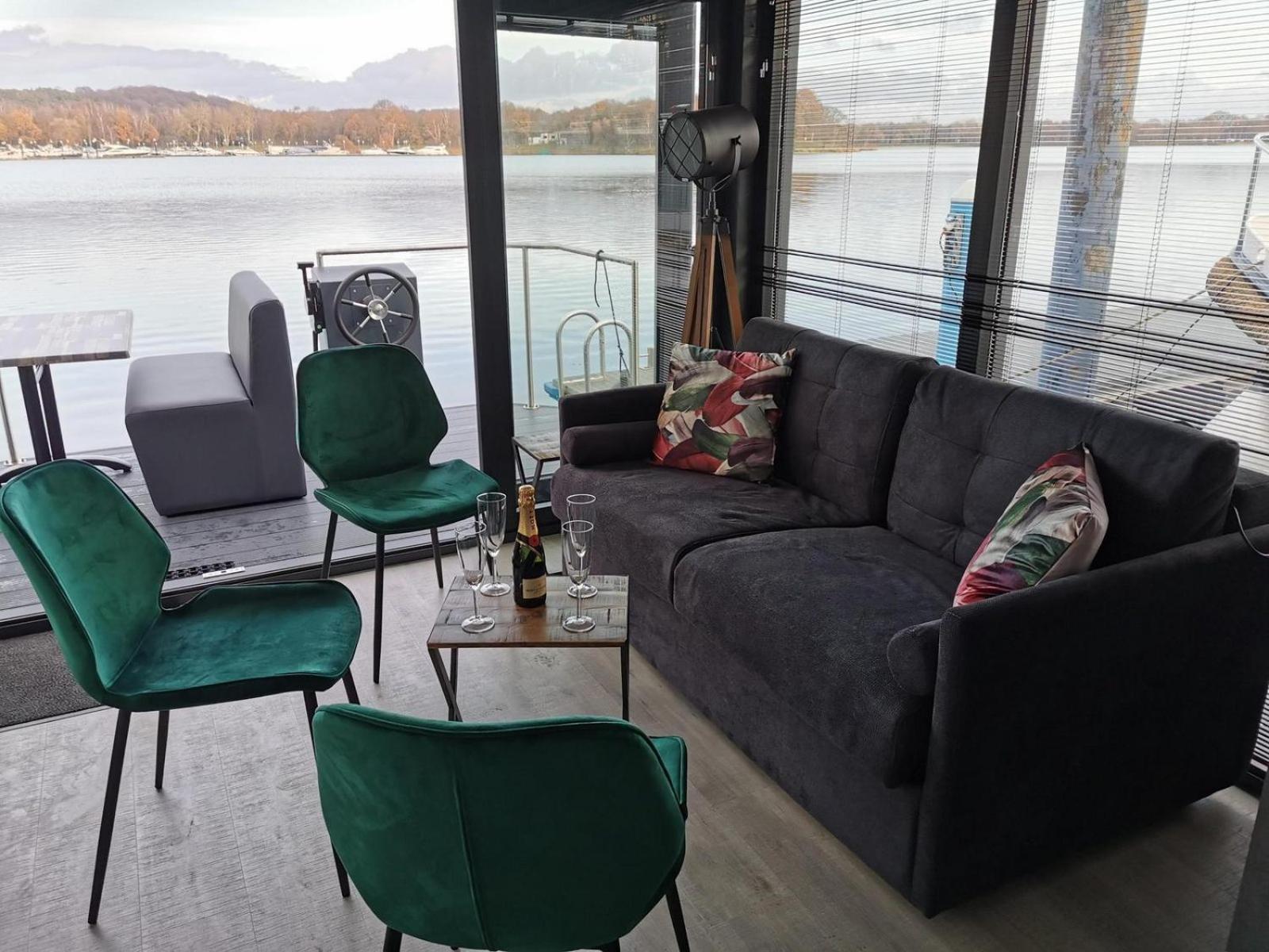 Houseboat Marina Mookerplas 4-6 Persons Plasmolen Εξωτερικό φωτογραφία